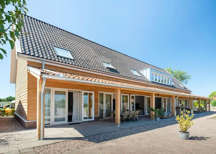 Ride By The Sea Guesthouse